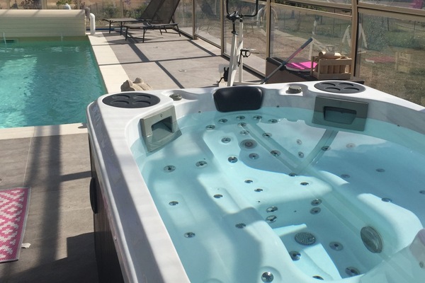 Innenpool, AuĂenpool