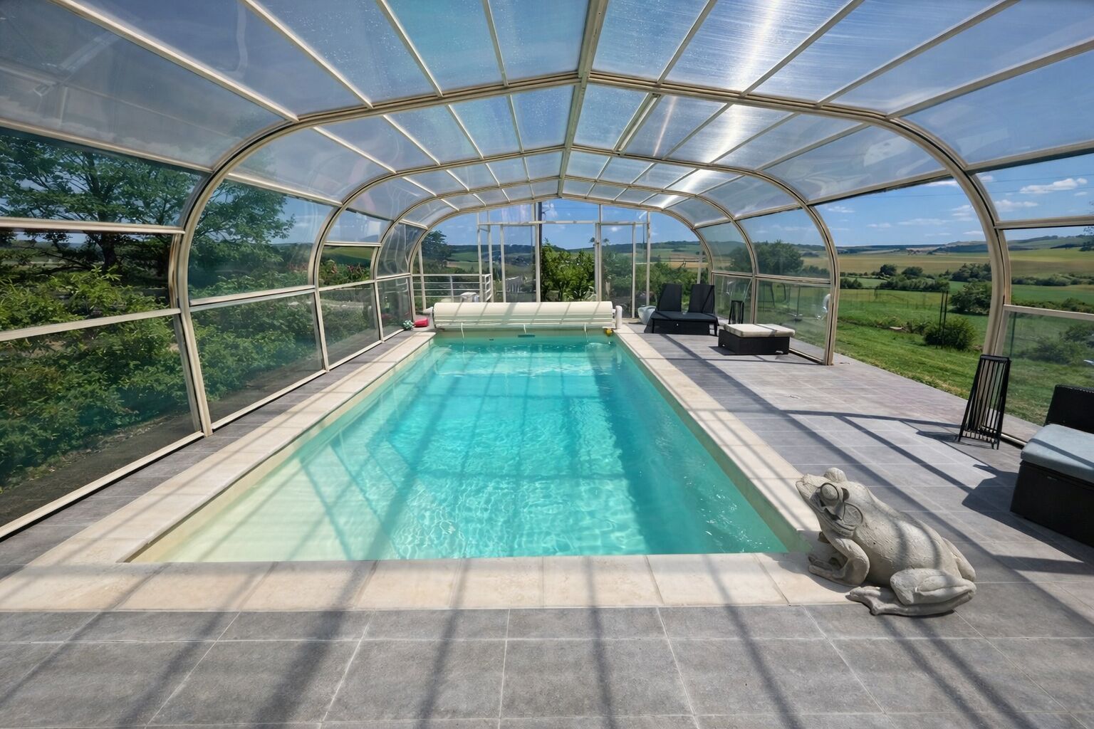 Indoor pool, outdoor pool