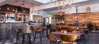 Luxury hot tub Lodge at Retallack nr. Padstow & Newquay