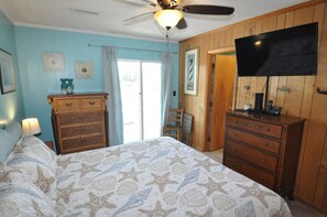 4 bedrooms, free WiFi