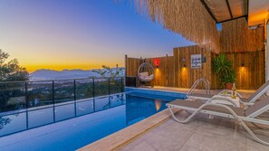 Outdoor pool, a heated pool