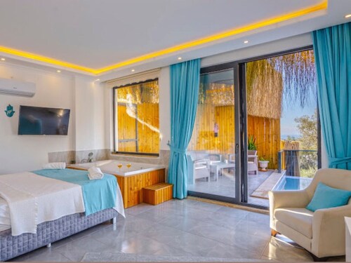 Villa sahin-2 in Uzumlu private villa with stunning views.POOL HEATER Available.