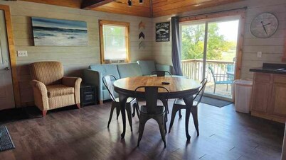 Muskie Cabin - Fremont, WI