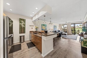 Interior - Grand Champions 163 2BD Wailea Condo w AC Pool Close to Beach (Kihei)