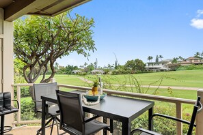 Outdoor dining - Grand Champions 163 2BD Wailea Condo w AC Pool Close to Beach (Kihei)