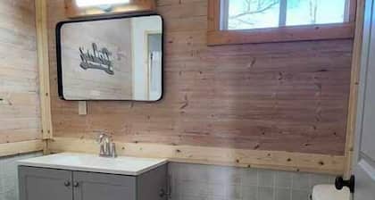 Crappie Cabin - Fremont, WI