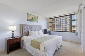 1 dormitorio, tabla de planchar con plancha, cuna de viaje y wifi