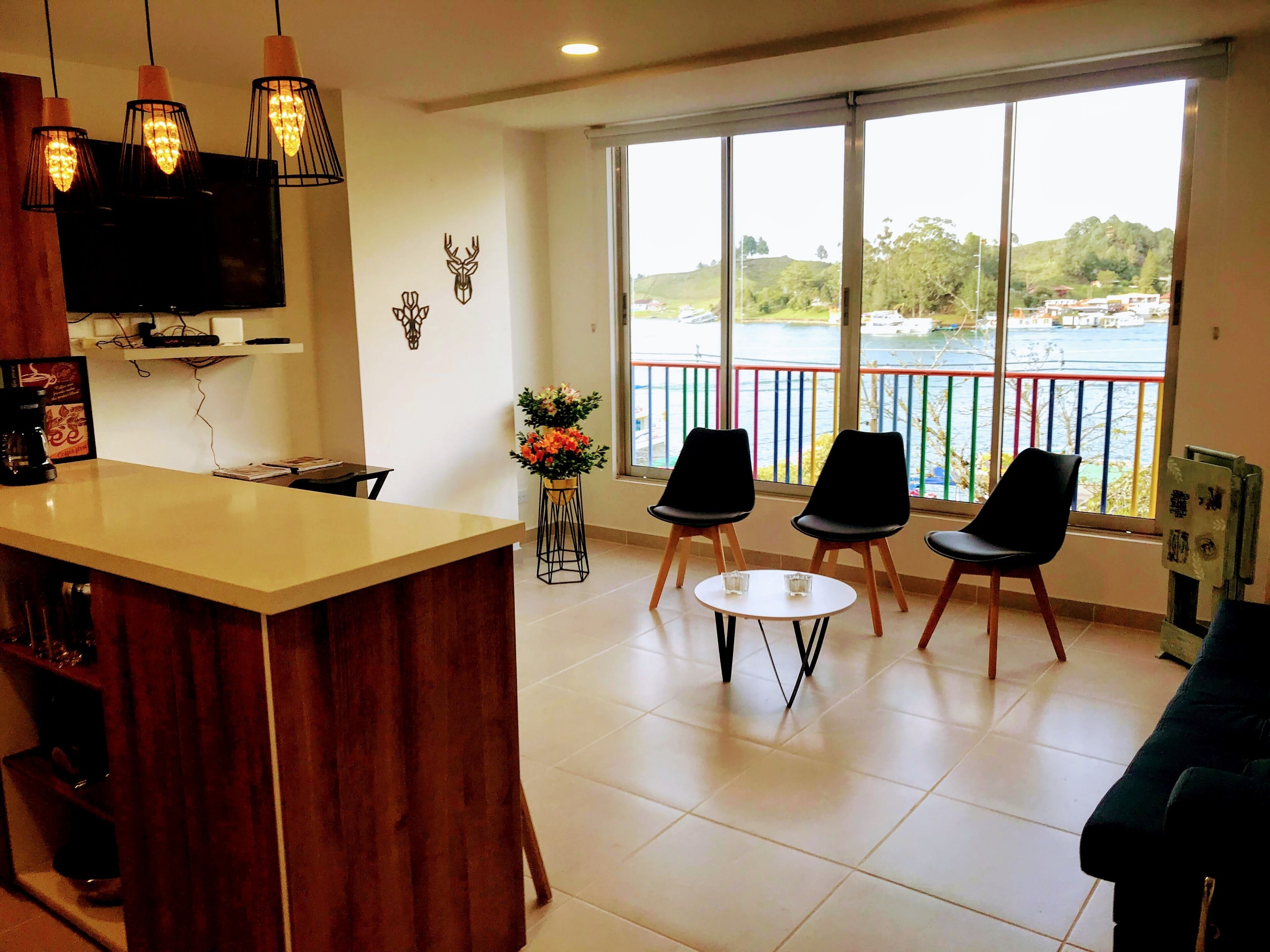 Panoramic Apartment | Living room | 40-inch Smart TV with digital channels, TV