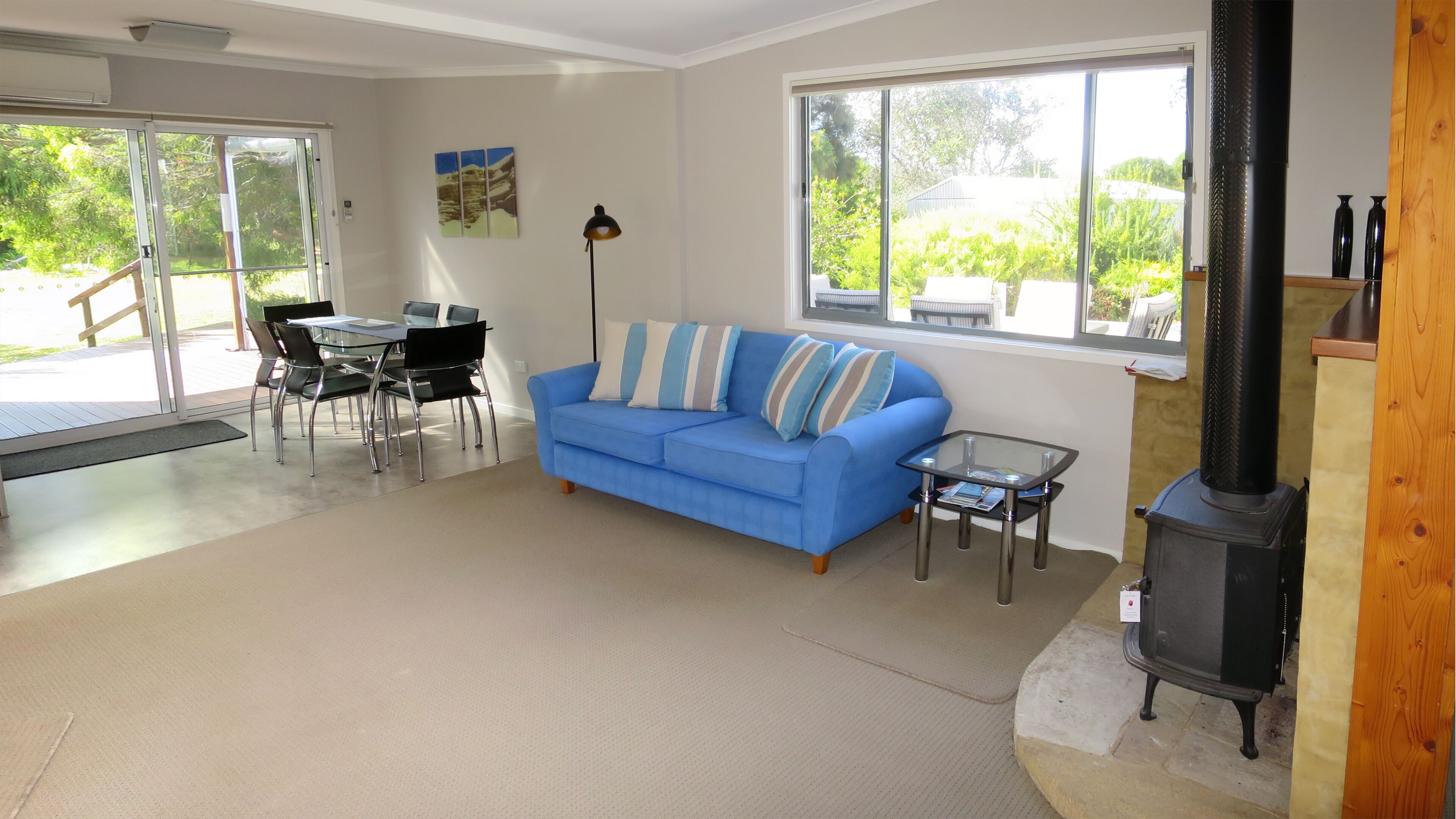 Dolphin Shores - A very private beachfront oasis with separate games room. — image 10