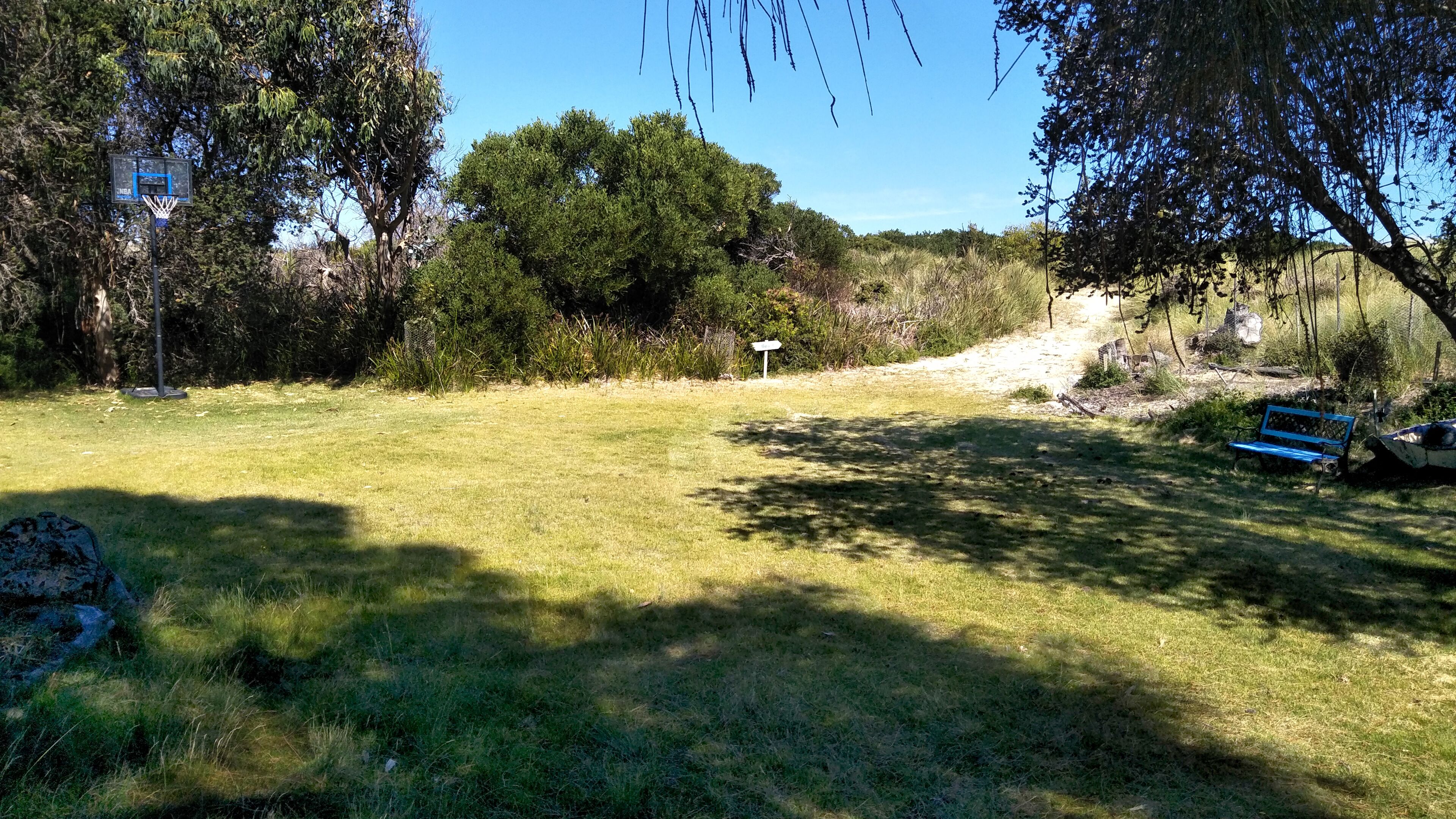 Dolphin Shores - A very private beachfront oasis with separate games room. — image 25