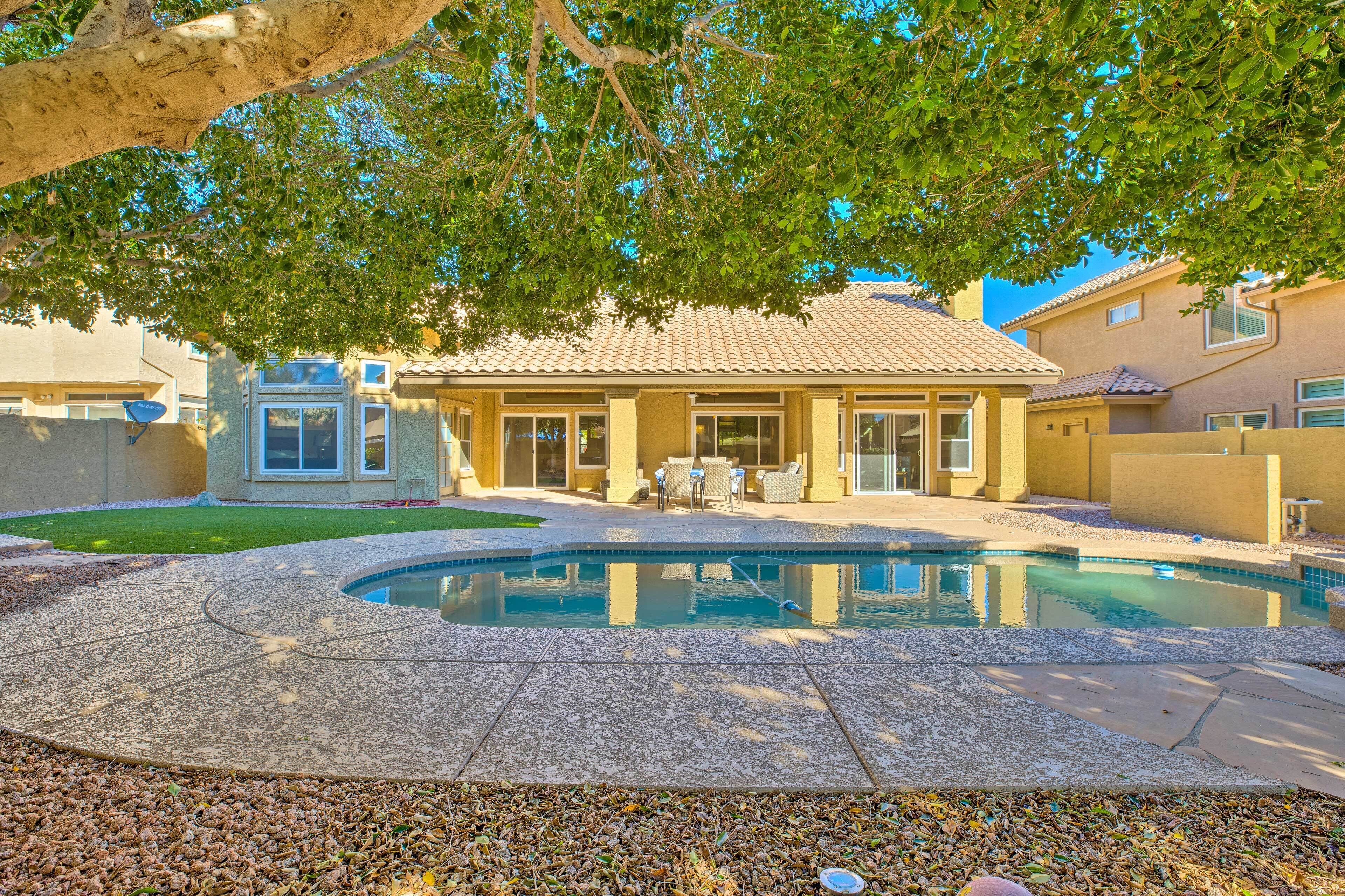 Luxurious Ahwatukee Foothills Villa: Pets Welcome!