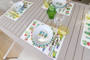 Dining - Villa Meri Star: new opening and very close to the beach (Manerba del Garda)