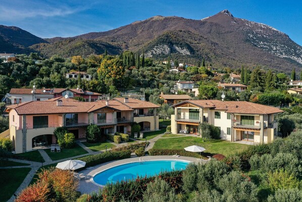 Exterior - 8 Garden Vistalago, with bedrooms (Toscolano-Maderno)