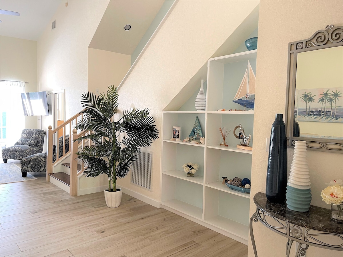 Photo 6 of Walk to the Beach! Private Villa with Pool & Lanai – Perfect Naples Getaway
