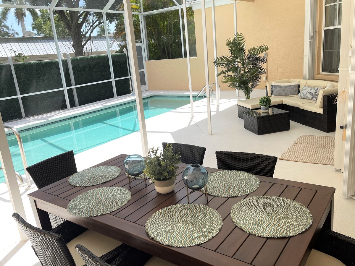Photo 2 of Walk to the Beach! Private Villa with Pool & Lanai – Perfect Naples Getaway