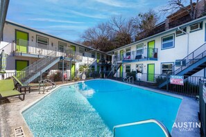 Outdoor pool - HC #102 xxxxxxxxxxxx (Austin)