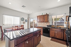 Fridge, microwave, oven, stovetop - Family Friendly House in Centennial Hills (Las Vegas)