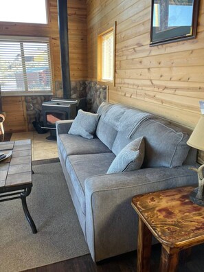 TV - Grizzly Cabin *Yellowstone/Forest *Private Hot Tub (Dubois)