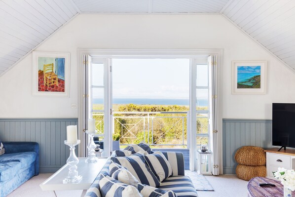 Smart-TV, Kamin, Videospiele