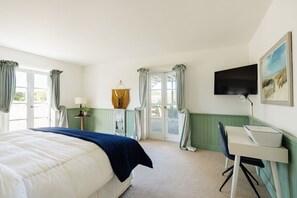 3 Schlafzimmer, Bügeleisen/Bügelbrett, Reisekinderbett, kostenloses WLAN