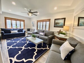 Smart TV, offices - Relax at our Shack! Walk to Oqunquit/Moody Beach (Wells)