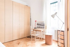 1 bedroom, desk, iron/ironing board, WiFi - Washington Cosy and Comfortable Apartment (Milano)