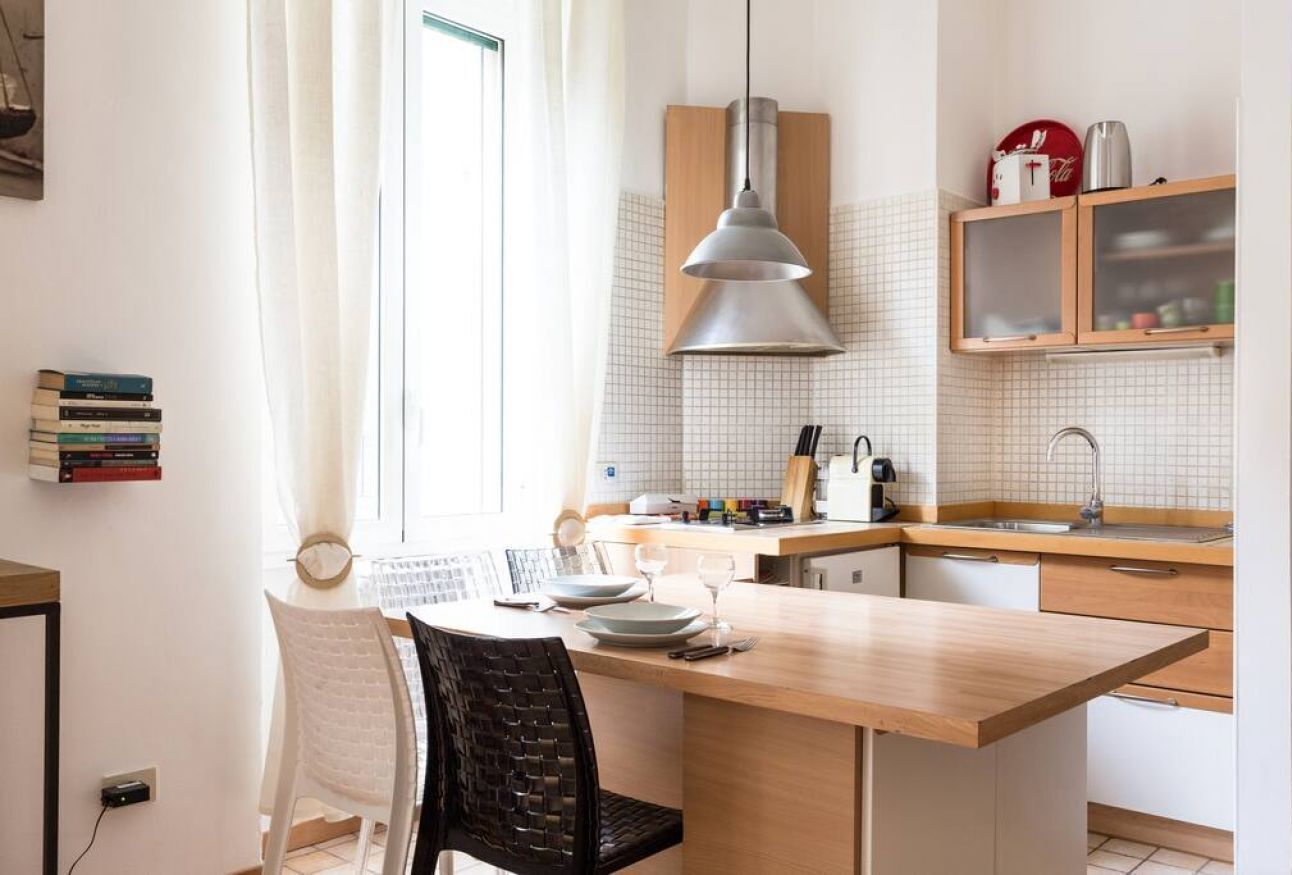 Fridge, stovetop, electric kettle, toaster