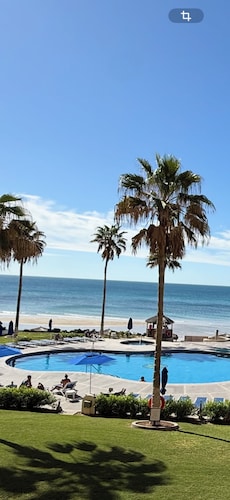 MODERN 1 BEDROOM OCEANFRONT CONDO WITH BREATHTAKING VIEWS 🌴SONORAN SUN RESORT🌴