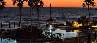 MODERN 1 BEDROOM OCEANFRONT CONDO WITH BREATHTAKING VIEWS 🌴SONORAN SUN RESORT🌴