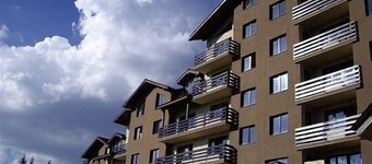 Mtn View Ski Apt - Sleeps4, PetOK, 5 Min Ski Lift