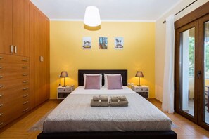 3 bedrooms, soundproofing, iron/ironing board, WiFi