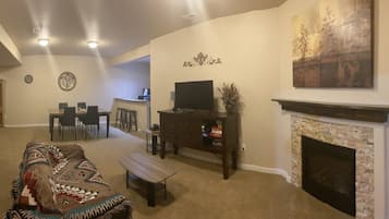 Smart TV, fireplace, offices, computer monitors