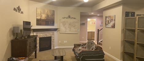 Smart TV, fireplace, offices, computer monitors