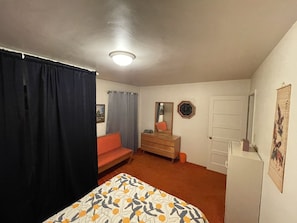 3 habitaciones, wifi gratis y ropa de cama 