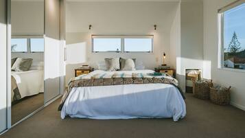 3 chambres, bureau, fer et planche Ă repasser, Wi-Fi gratuit