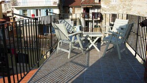 Unclassified image, 2 of 15, button - Simplistic Apartment in Piran With Terrace (Piran)