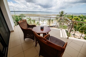 Quarto júnior | Vista para praia/oceano