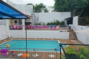 Piscine extérieure
