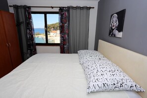 2 camere, accesso a Internet, lenzuola