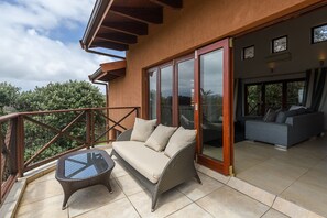 Biệt thự Cao cấp, 5 phòng ngủ, không hút thuốc, quang cảnh biển | Ban công