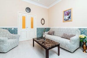Apartment | Living area - Apartments near Train Station (Minsk)