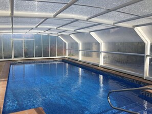 Pool - Les Corts de Cal Farrés, rural house 1 h. from BCN: swimming pool, bbq, garden (Aleny - Calonge de Segarra)