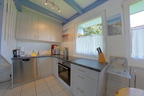 Køleskab, mikrobølgeovn, ovn, opvaskemaskine