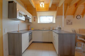 Køleskab, mikrobølgeovn, ovn, opvaskemaskine