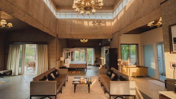 Luxury Tent (Private Heated Pool) | Premium bedding, free minibar items, in-room safe, desk