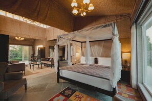 Ropa de cama de alta calidad y artículos del minibar gratis 