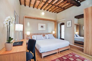 1 chambre, bureau, lit parapluie, Wi-Fi