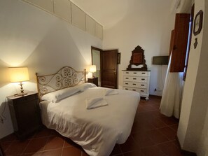 1 bedroom, desk, iron/ironing board, free WiFi - Magnoli The X (Florence)