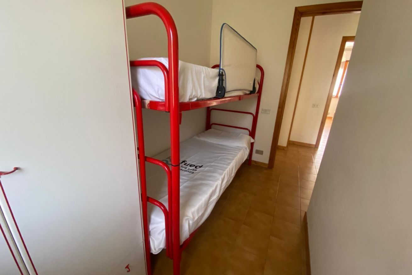 2 間睡房、床單