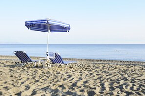 Am Strand, weißer Sandstrand